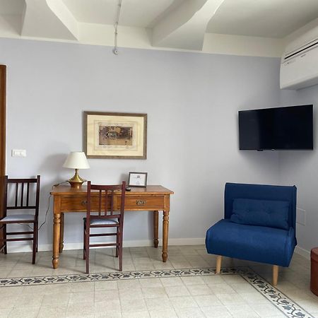 밀라초 I Mezzanini Di Palazzo Bonaccorsi 아파트 외부 사진